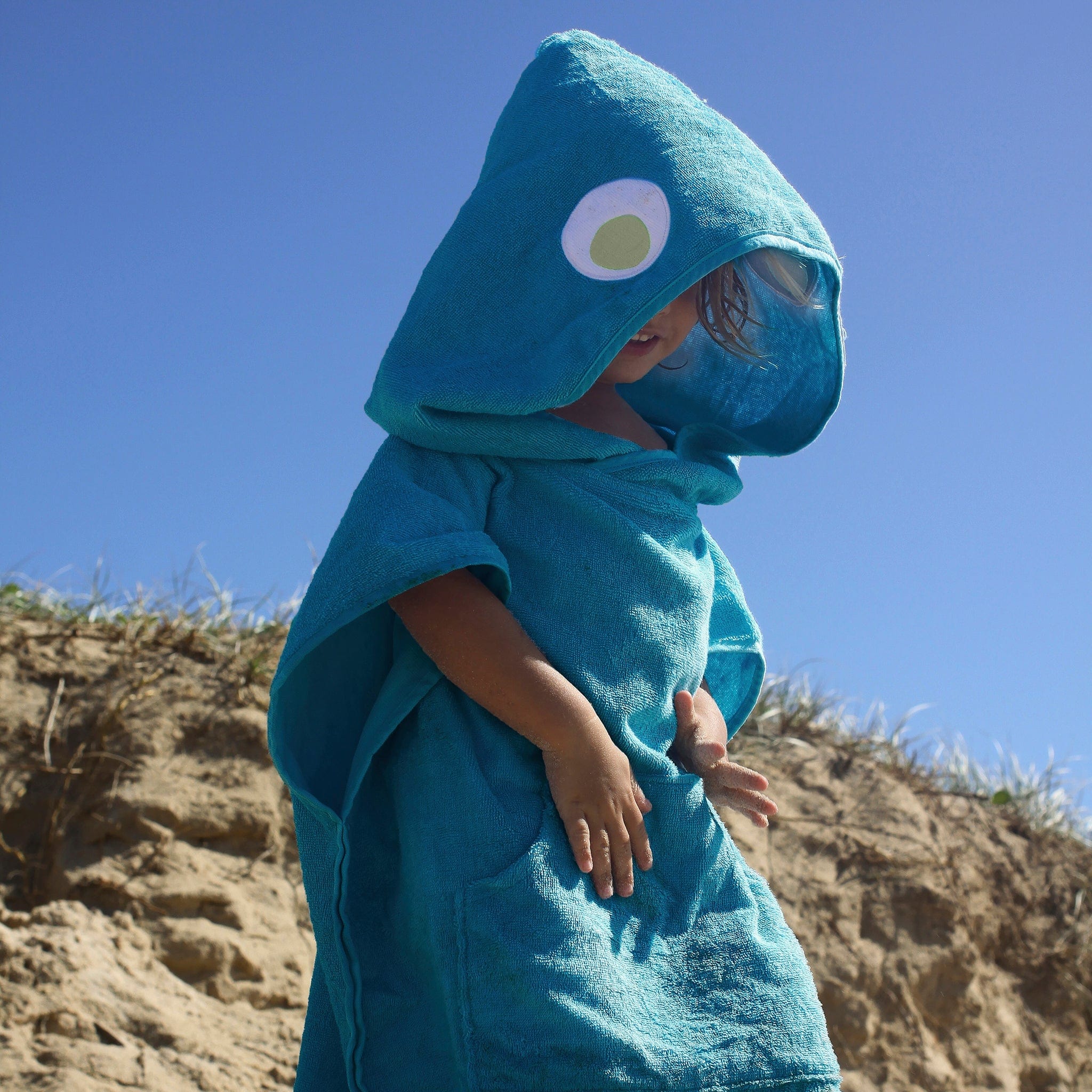 Sunnylife Kids Shark Tribe Hooded Beach Towel in Blue