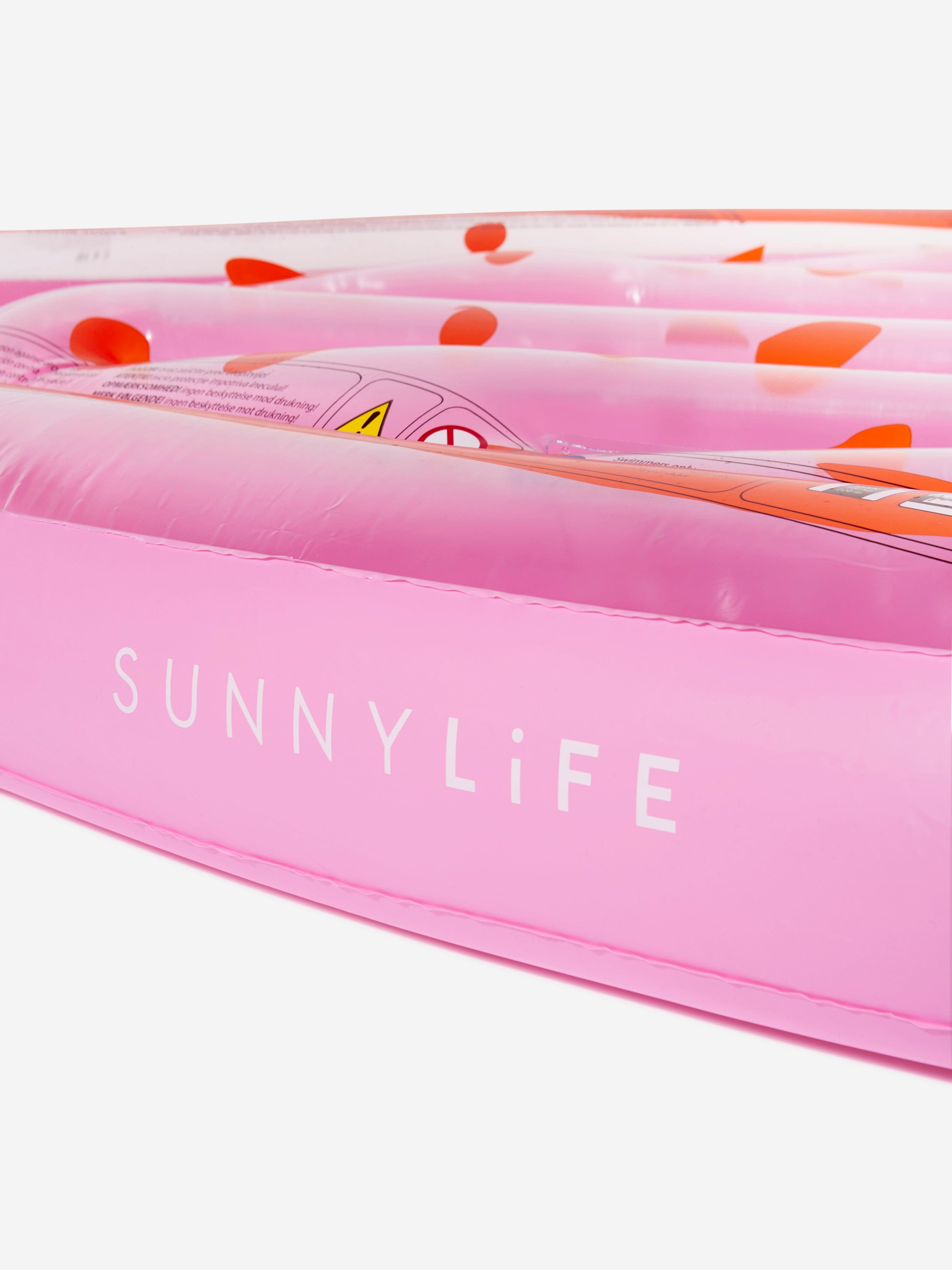 Sunnylife Girls Luxe Lie-On Strawberry Float in Pink