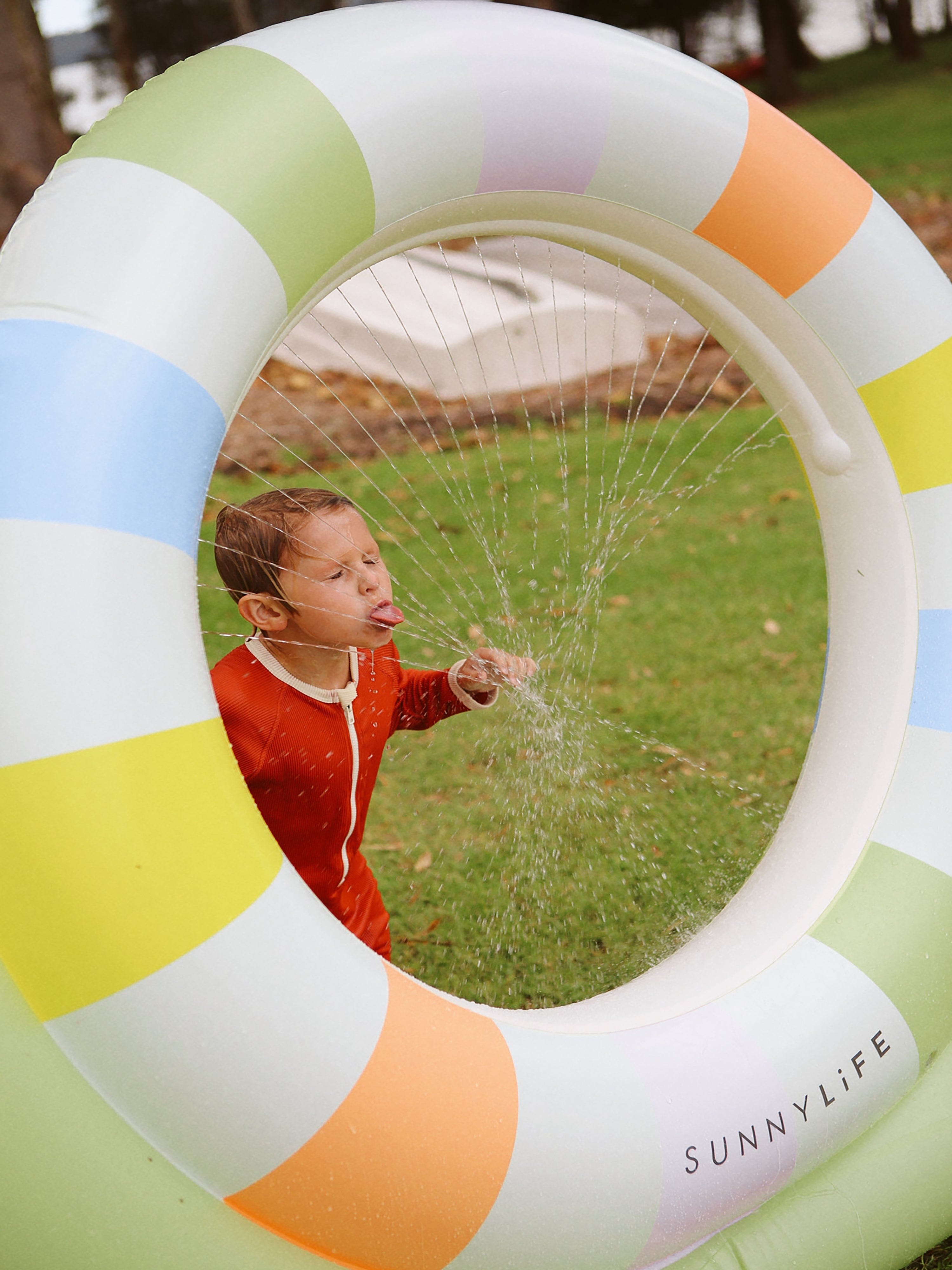 Sunnylife Kids Into the Wild Snail Giant Sprinkler in Green (180cm)