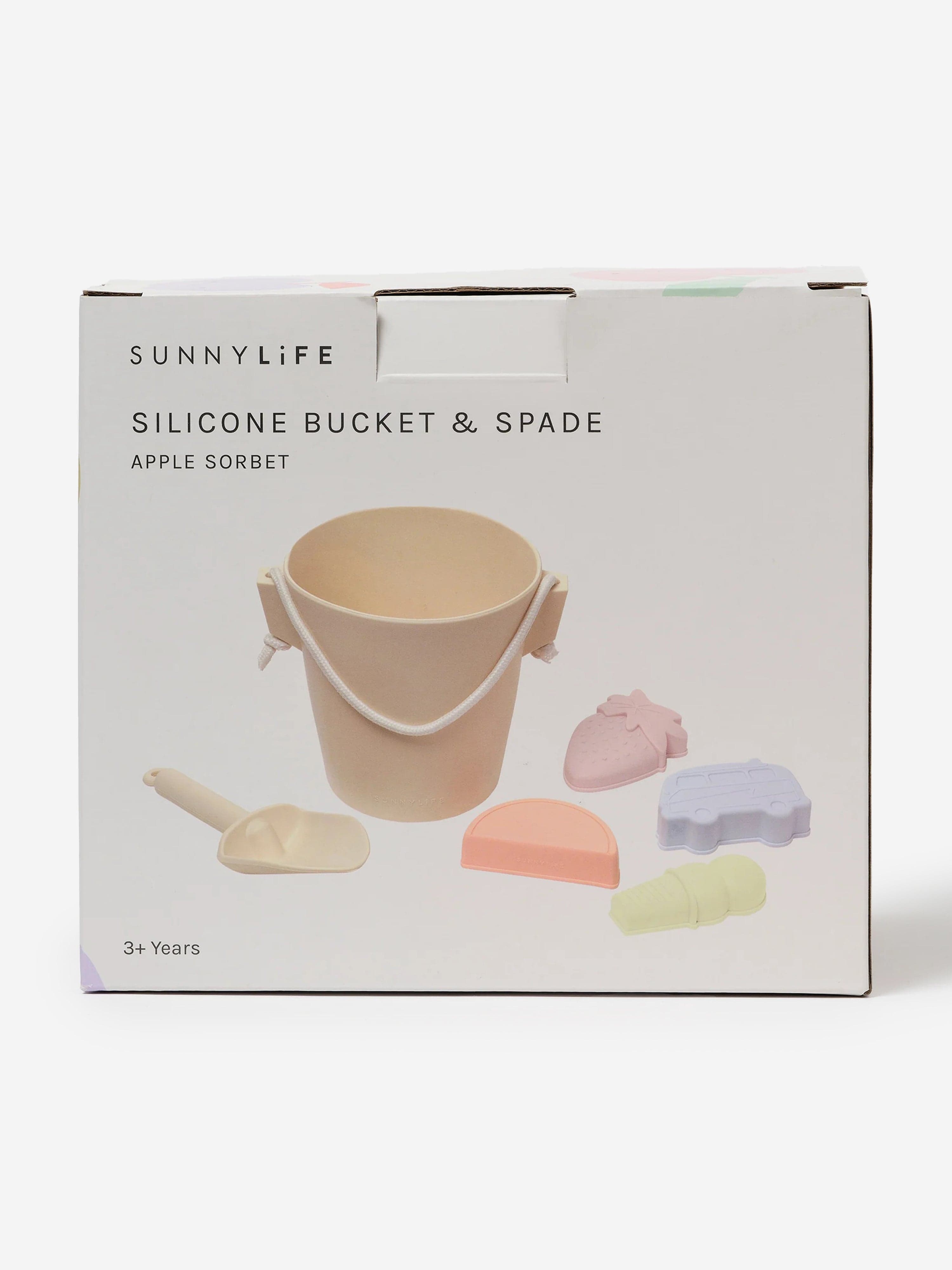 Sunnylife Kids Silicone Bucket & Spade Set Apple Sorbet in Multicolour (19.1cm)
