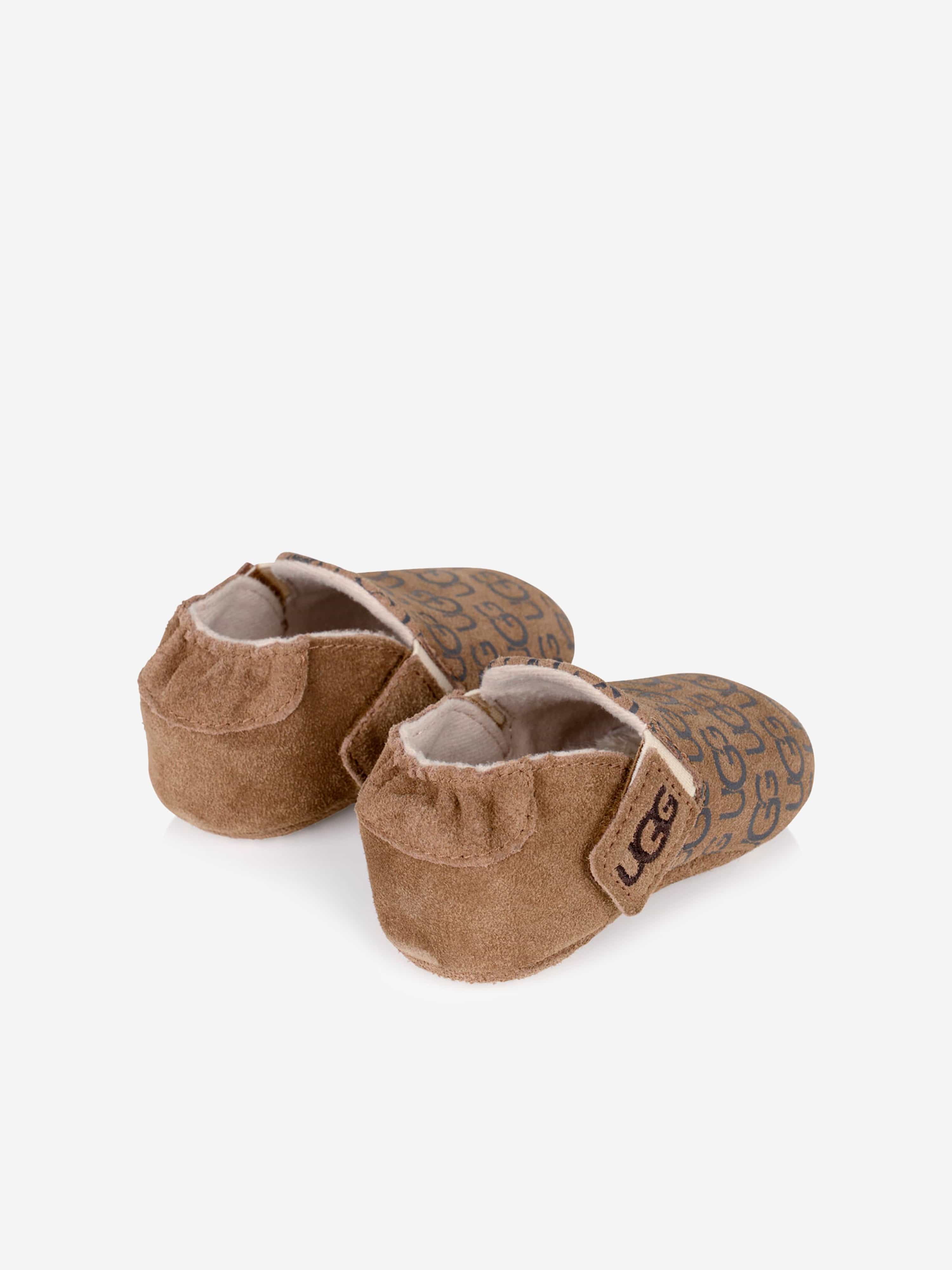 UGG Chestnut Baby Logo Prewalker Roos Booties