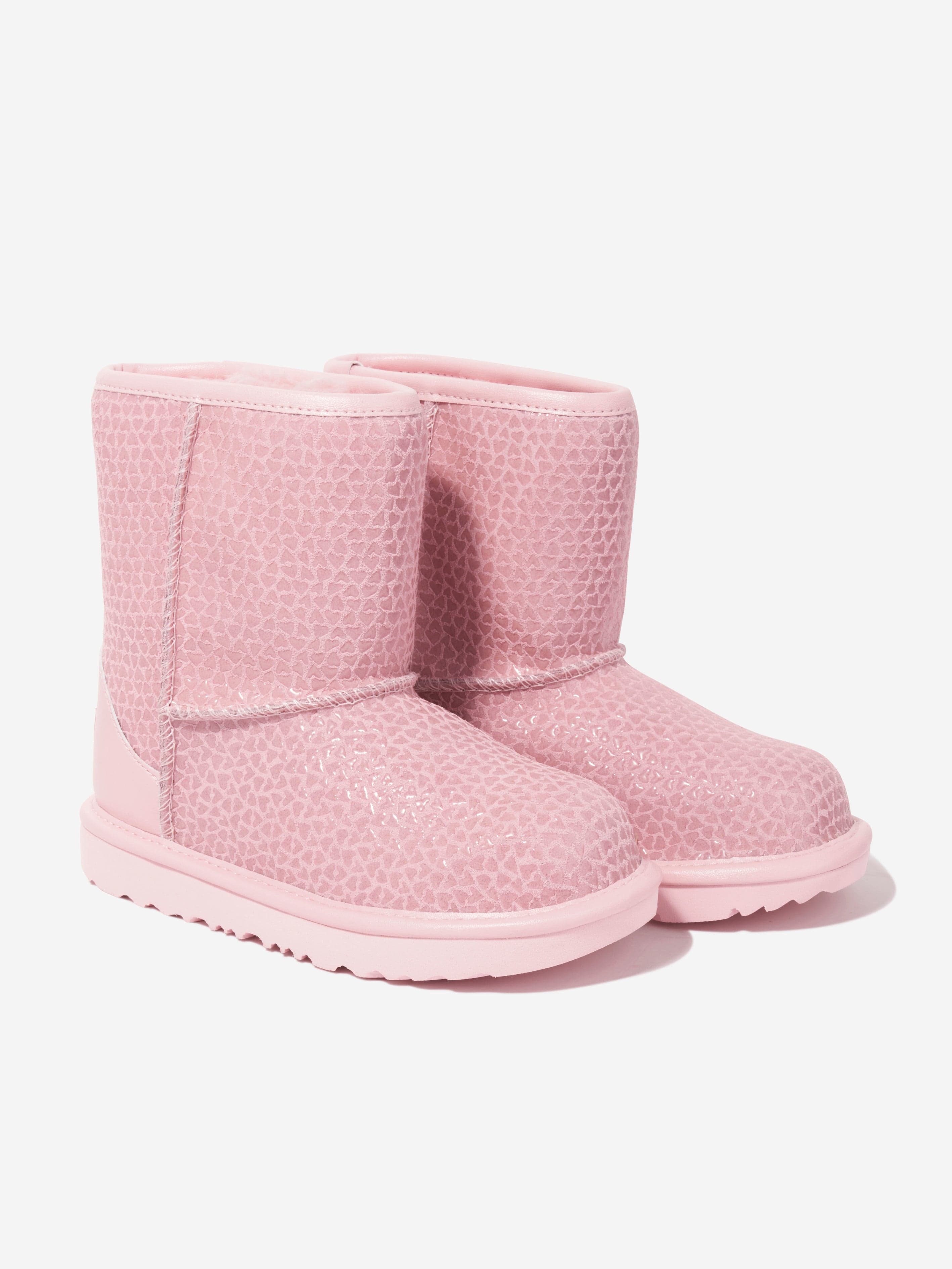 UGG Girls Classic II Gel Hearts Boots in Pink