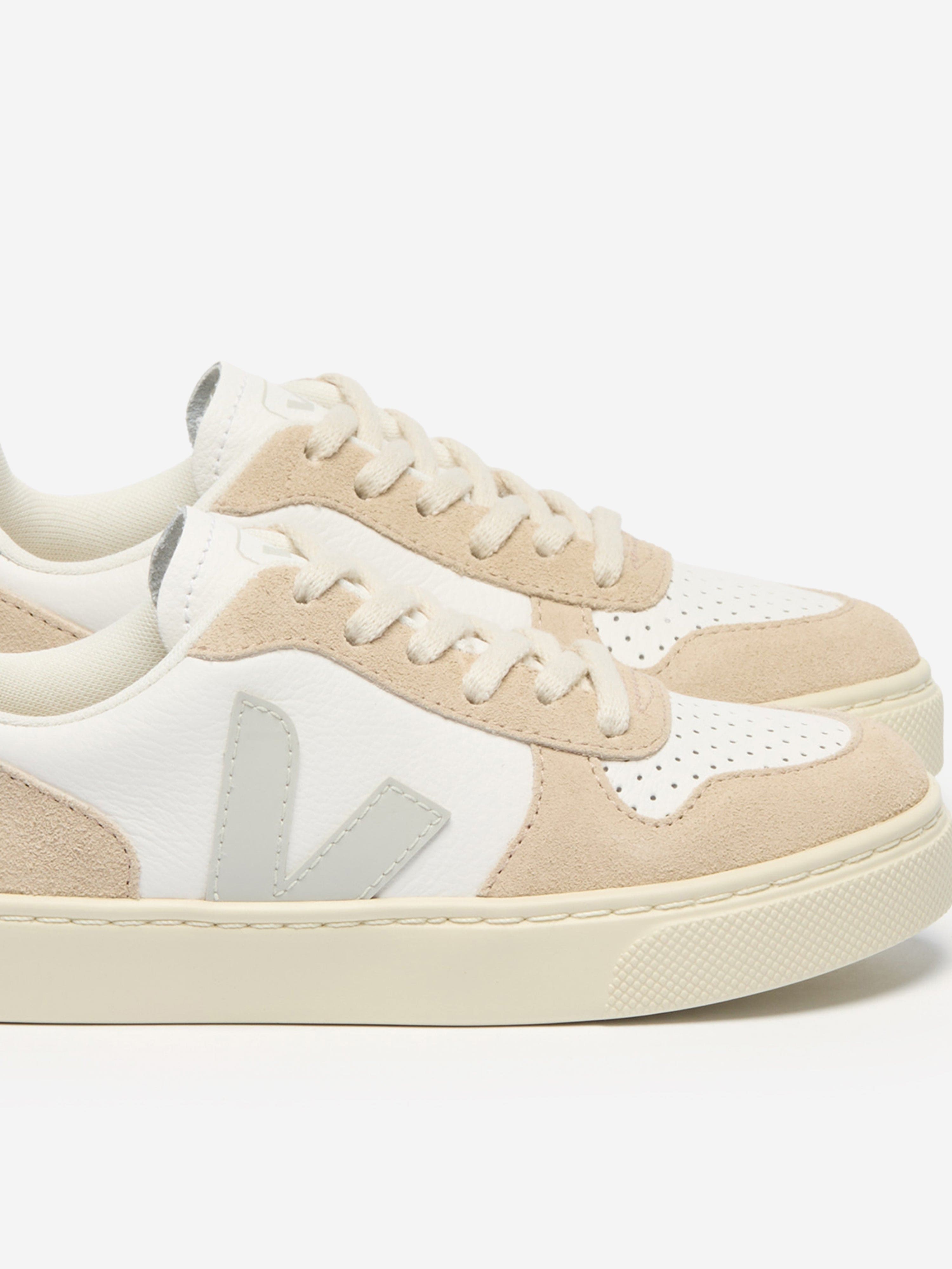 Veja Kids Small V-10 Laces Trainers in White