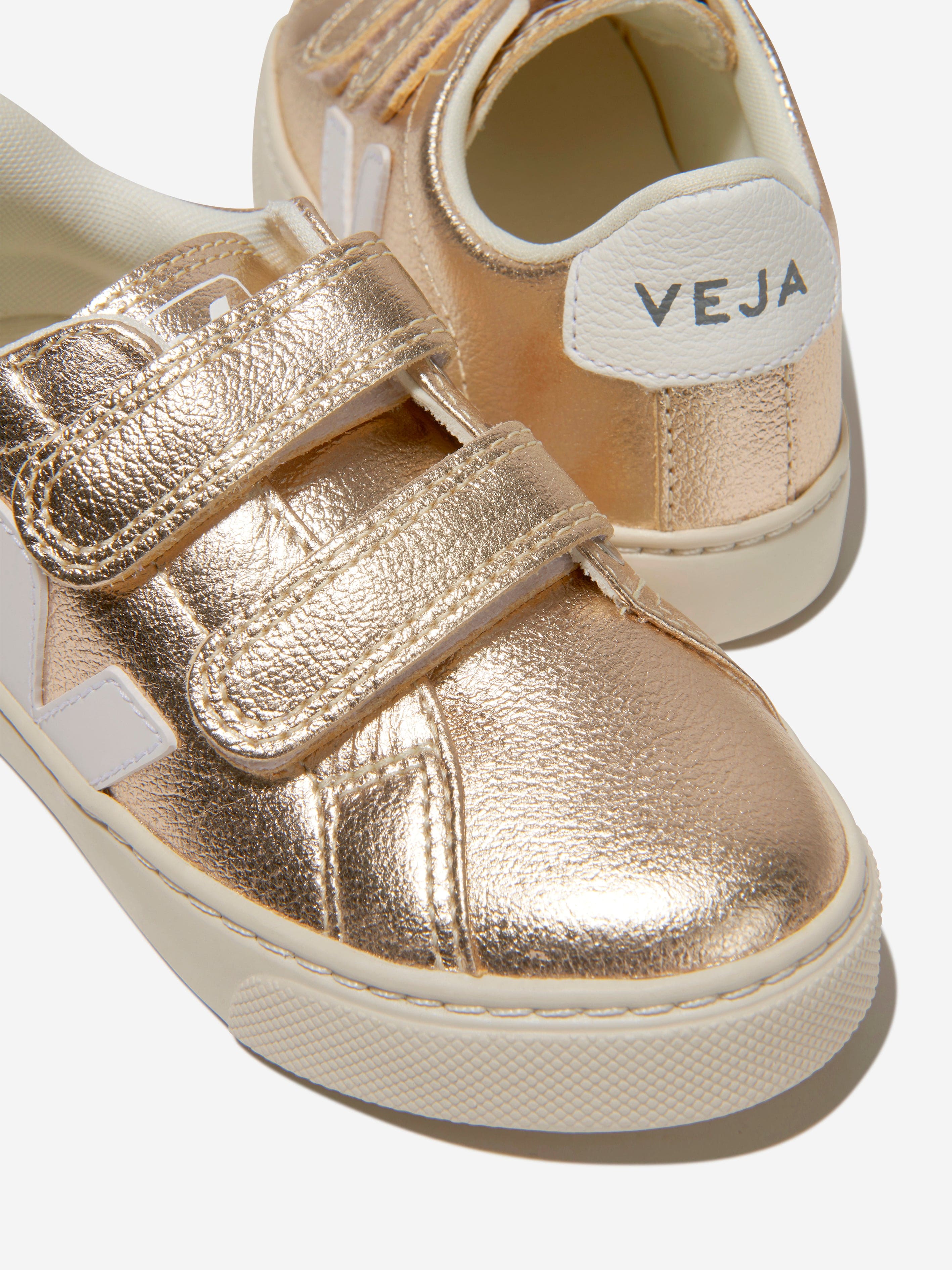 Veja Girls ChromeFree Leather Esplar Trainers in Gold