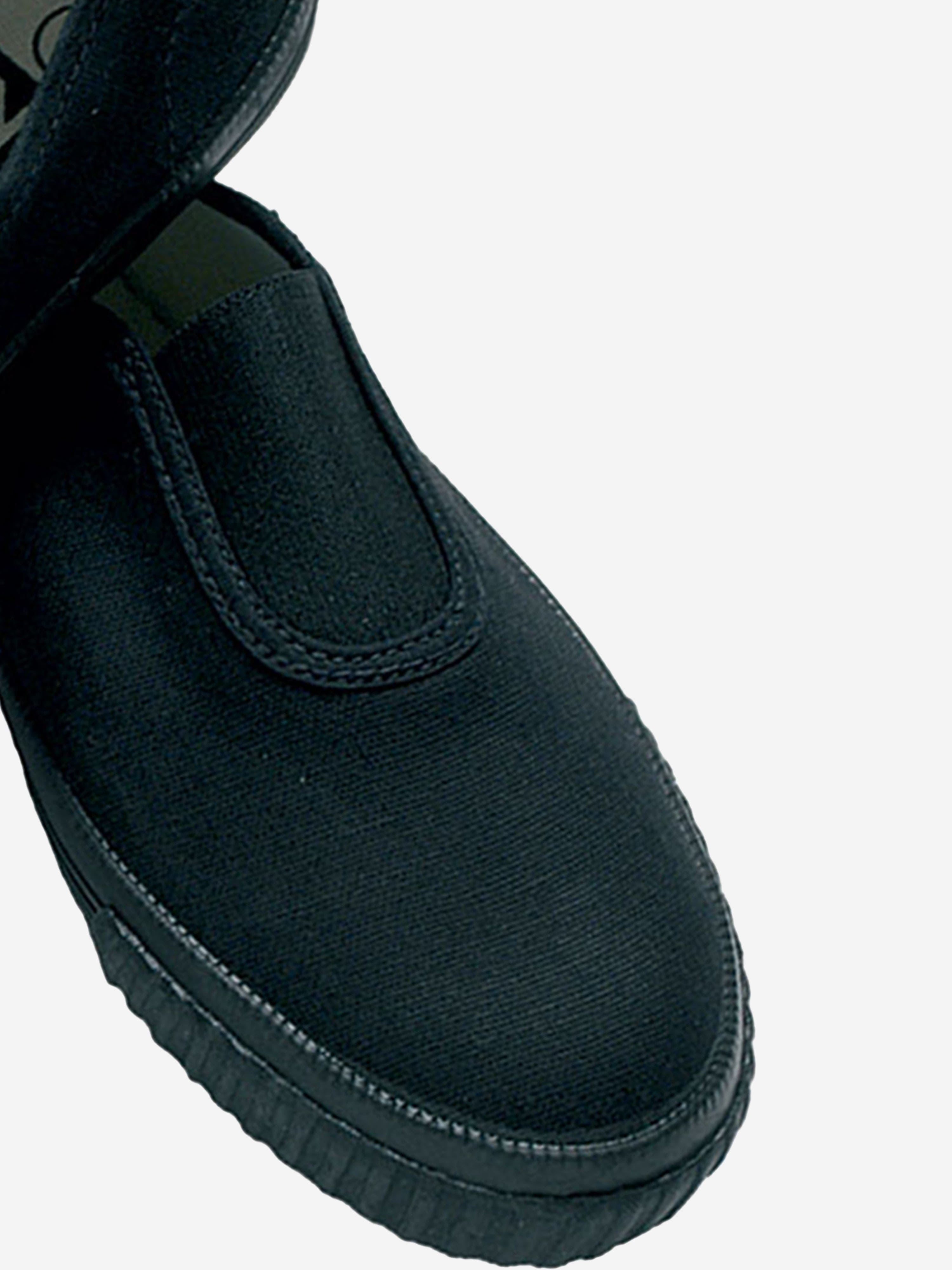 Zeco Kids School Gusset Plimsolls in Black